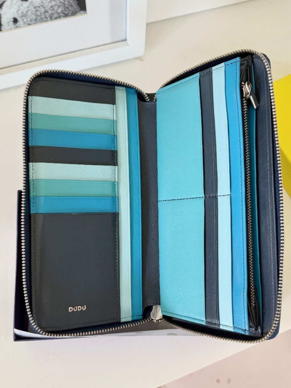 DuDu Italian leather wallet with zipper
